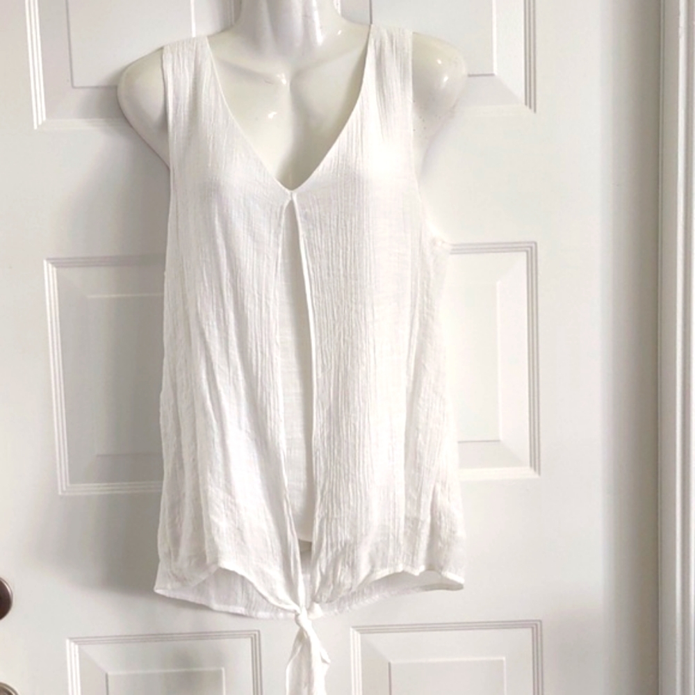 Sleeveless White Layered Top